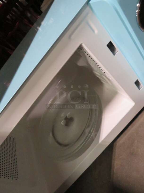 One Galanz Microwave. - Image 2 of 3