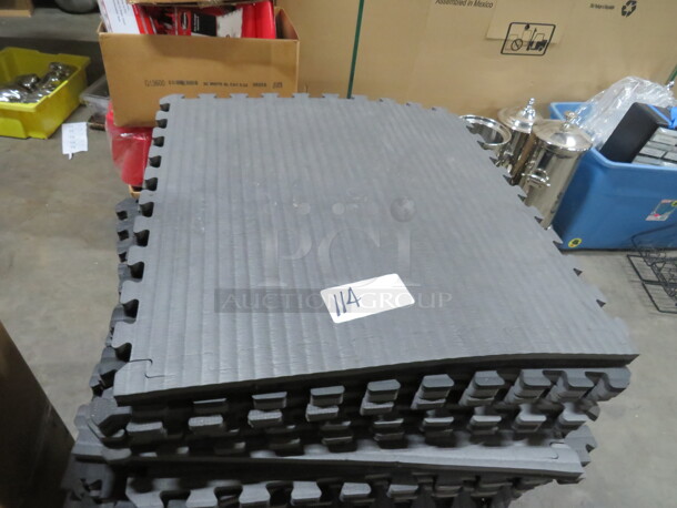 One Mega Lot Of 24X24 Fatigue Cushioned Mats. - Image 1 of 2