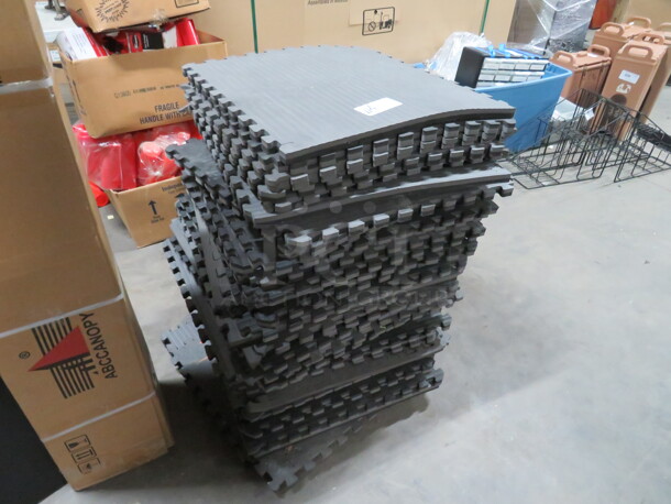 One Mega Lot Of 24X24 Fatigue Cushioned Mats. - Image 2 of 2
