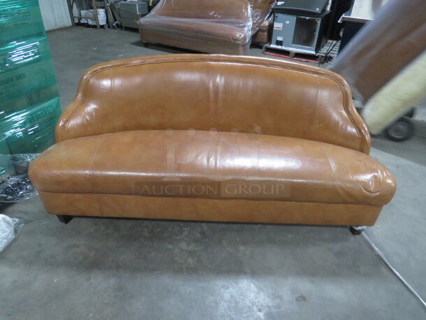 One BEAUTIFUL Brown VIP Leather Cushioned Booth/Couch. 78X30X34 - Image 2 of 5