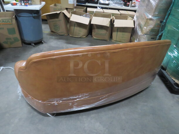 One BEAUTIFUL Brown VIP Leather Cushioned Booth/Couch. 78X30X34 - Image 5 of 5