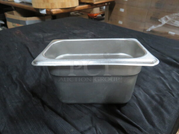 1/9 Size 4 Inch  Hotel Pan. 5XBID - Image 1 of 1