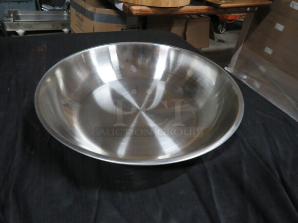 American Metalcraft 12 Inch Stainless Steel Seafood Tray. 118oz. 10XBID