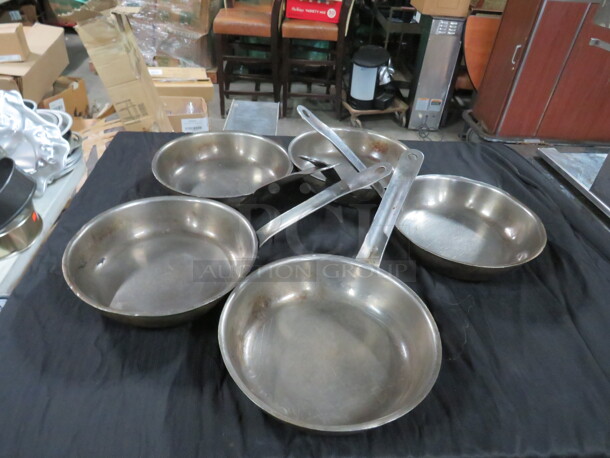 9 Inch Saute Pan. 5XBID