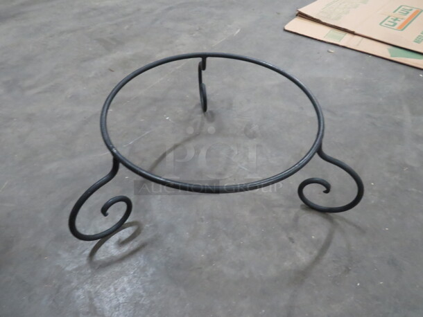 Black Metal 13 Inch Round Chafer Holder. 4XBID