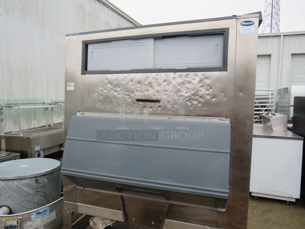 One Follet Ice Bin. Model# DEV1350S. 56X31X80 - Image 1 of 1