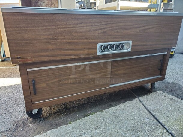 WATERLESS 4 Bay Food Warmer 120Volts
On casters! (Lids not included) - Image 4 of 8