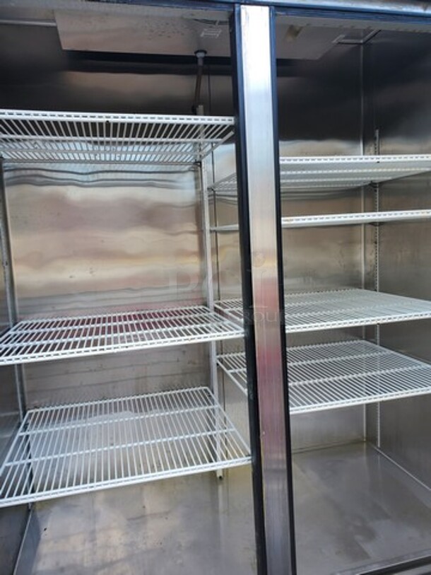 TRUE TS-49 2 Solid Door Refrigerator 54X30X83 Tested and Working! Very nice condition!   - Image 5 of 8