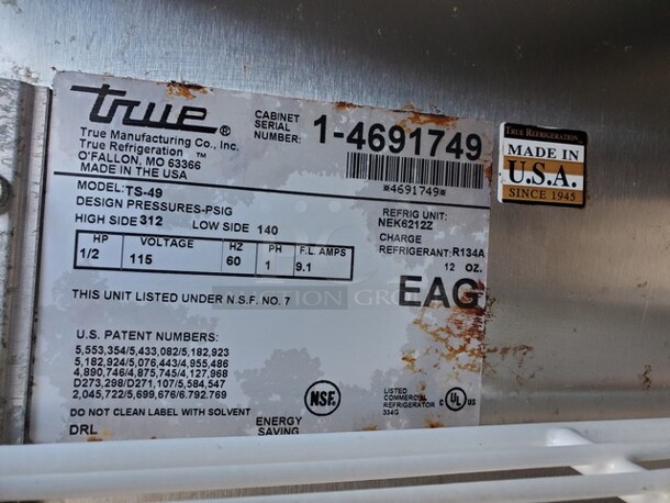TRUE TS-49 2 Solid Door Refrigerator 54X30X83 Tested and Working! Very nice condition!   - Image 7 of 8