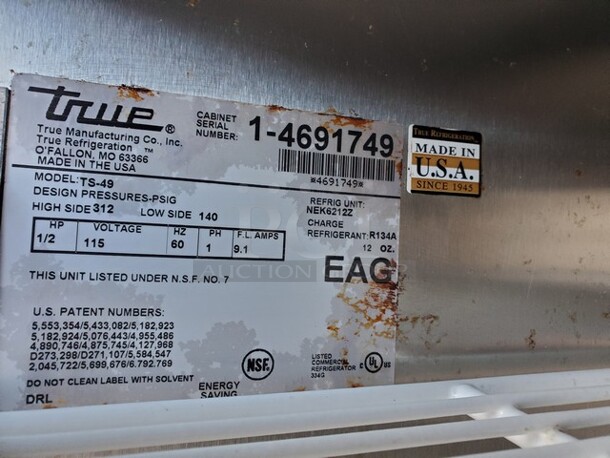 TRUE TS-49 2 Solid Door Refrigerator 54X30X83 Tested and Working! Very nice condition!   - Image 8 of 8