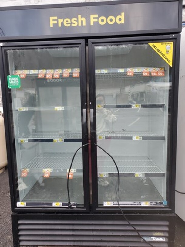 TRUE GDM-49-HC TSL01 2 Glass Door Refrigerator 115Volts Tested and Working! Very Nice condition! 54X30X82 Like New! - Image 1 of 5