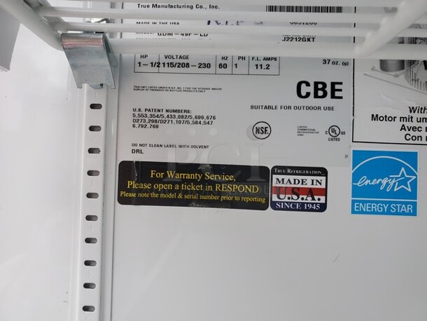 TRUE GDM-49F-LD 2 Glass Door Freezer 115Volts Tested and Working! Very Nice condition! 54X30X82 Like New!  - Image 5 of 8