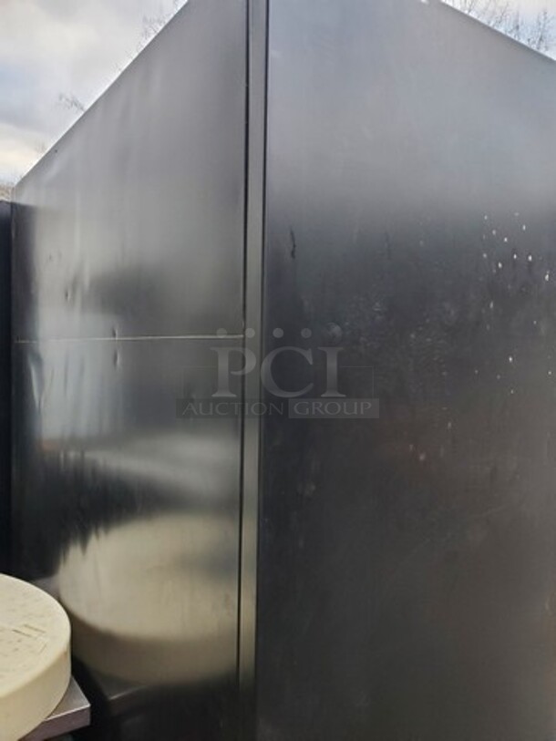 TRUE GDM-49F-HC 2 Glass Door Freezer 115Volts Tested and Working! Very Nice condition! 54X30X82 Like New! - Image 8 of 9