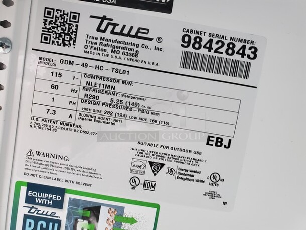 TRUE GDM-49-HC TSL01 2 Glass Door Refrigerator 115Volts Tested and Working! Very Nice condition! 54X30X82 Like New! - Image 6 of 8