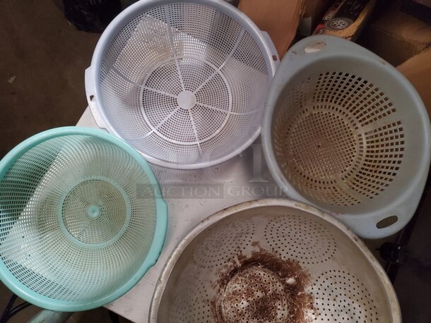 Strainer  - Image 2 of 7