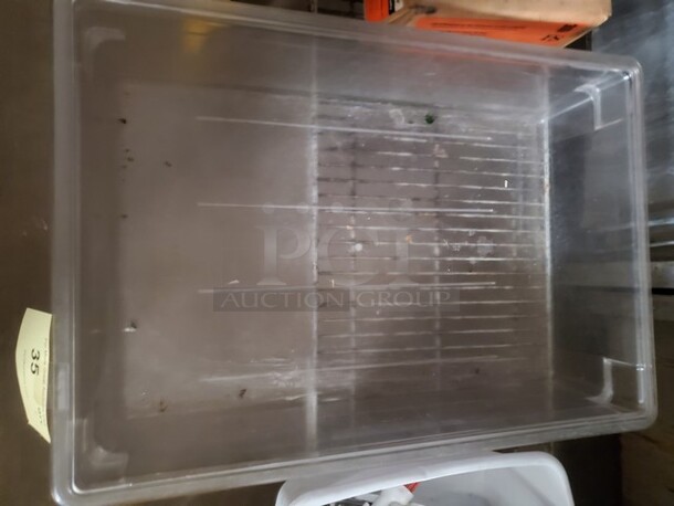 Miscellaneous storage container - Image 3 of 5
