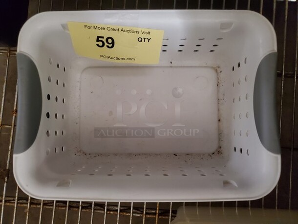 Plastic container  - Image 2 of 3