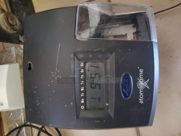 Lathem 1500E Wireless Atomic Time Recorder - Image 1 of 3