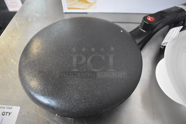 BRAND NEW IN BOX! Nutrichef AZPKCRM08 Metal Countertop Electric Crepe Maker. 120 Volts, 1 Phase. 18x9x3 - Image 3 of 7