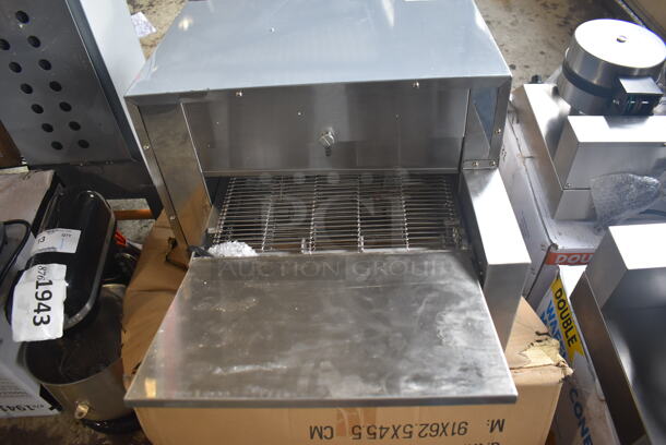BRAND NEW IN BOX! Avantco 177CNVYOV14B Stainless Steel Commercial Countertop Conveyor Oven with 14" Belt. 208 Volts, 1 Phase. 20x42x19. Tested and Working! - Image 6 of 8