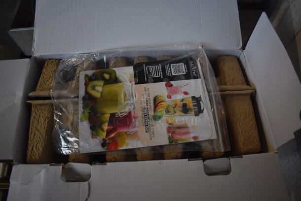 BRAND NEW IN BOX! Nutrichef NCBL12 Metal Countertop Blender w/ Extra Pitchers. 120 Volts, 1 Phase - Image 6 of 9