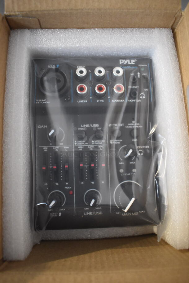 BRAND NEW IN BOX! Pyle PAD30MXUBT Bluetooth 3 Channel Mixer. 4x5x2