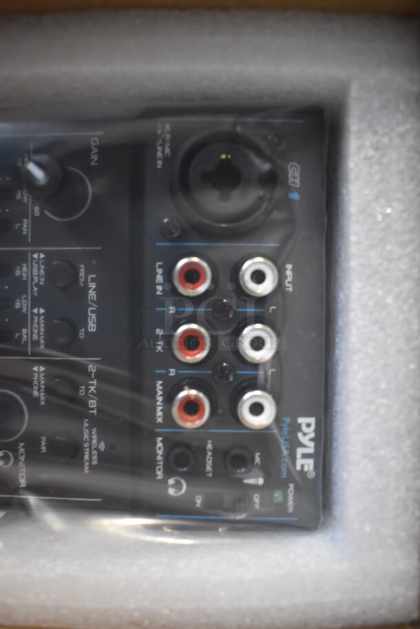 BRAND NEW IN BOX! Pyle PAD30MXUBT Bluetooth 3 Channel Mixer. 4x5x2 - Image 3 of 5