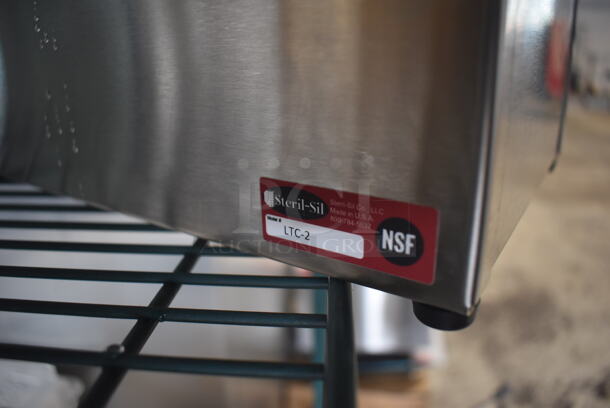 LIKE NEW! Steril-Sil LTC-2SW Stainless Steel Countertop 2-Compartment Condiment Dispenser Rail. 11x7.5x7.5 - Image 5 of 5