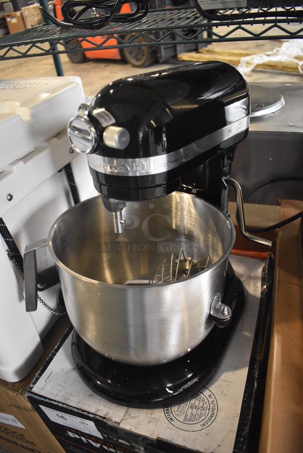 BRAND NEW IN BOX! KitchenAid KSM8990OB Metal Countertop  Bowl Lift 8 Quart Mixer w/ Mixing Bowl, Dough Hook, Paddle and Whisk Attachments. 120 Volts, 1 Phase. 10x17x17. Tested and Working! - Image 1 of 7