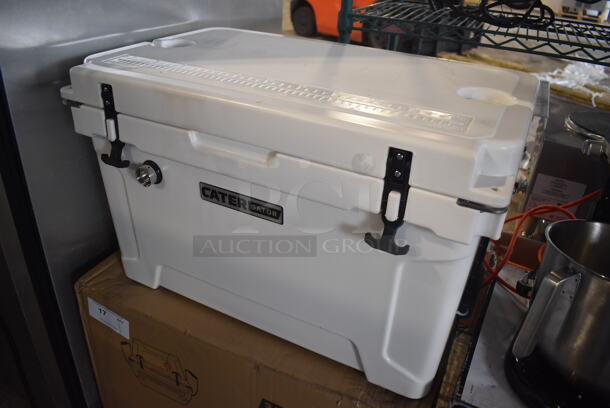 BRAND NEW IN BOX! CaterGator JB45WH White Poly 1 Faucet 47 Qt. Insulated Jockey Box with 120 ft. Coil. 27x17x17.5 - Image 2 of 7