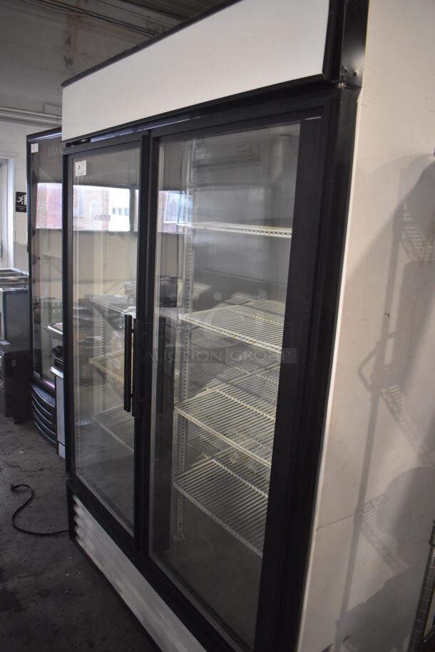 True GDM-49 Metal Commercial 2 Door Reach In Cooler Merchandiser w/ Poly Coated Racks. 115 Volts, 1 Phase. 54x30x79. Tested and Powers On But Does Not Get Cold - Image 2 of 6