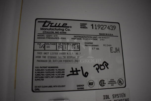 True GDM-49 Metal Commercial 2 Door Reach In Cooler Merchandiser w/ Poly Coated Racks. 115 Volts, 1 Phase. 54x30x79. Tested and Powers On But Does Not Get Cold - Image 4 of 6