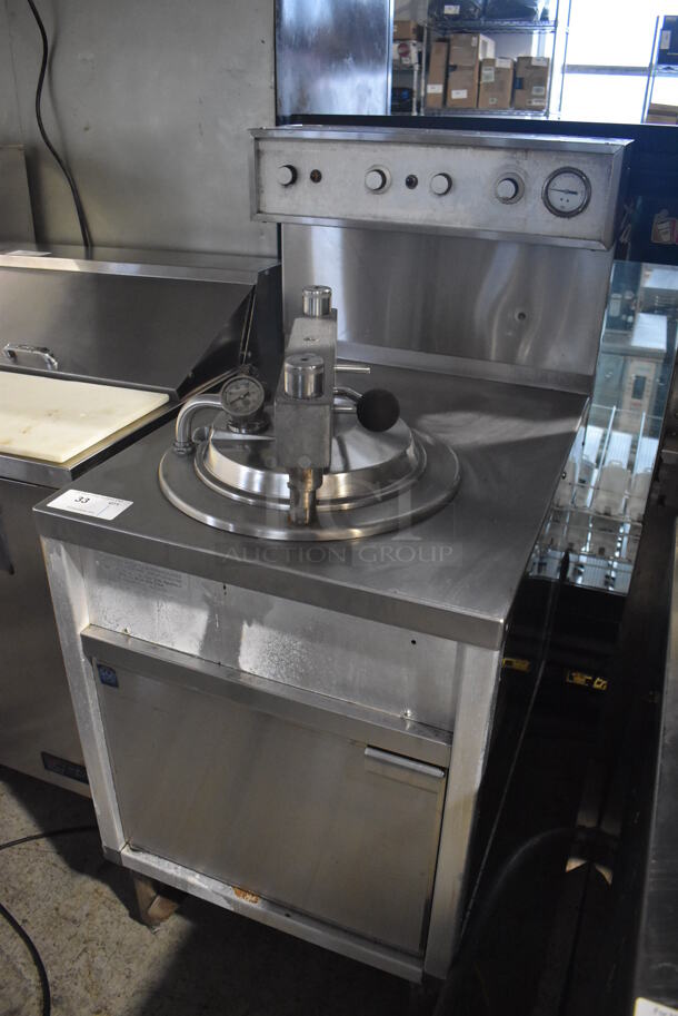 Broaster Broco 12 SE Stainless Steel Commercial Floor Style Natural Gas Powered Pressure Fryer. 62,000 BTU, 24x34x53 - Image 2 of 8