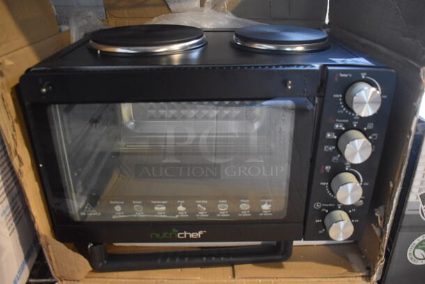 BRAND NEW IN BOX! Nutrichef PKRTO28 Metal Countertop Multifunction Kitchen Oven Rotisserie w/ Dual Hot Plate. 19.5x13x14.5 - Image 1 of 7