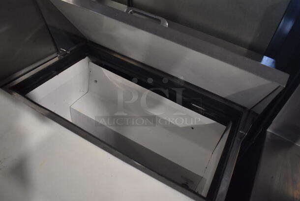 True TSSU-27-8 Stainless Steel Commercial Sandwich Salad Prep Table Bain Marie Mega Top on Commercial Casters. 115 Volts, 1 Phase. 27.5x30x43. Tested and Powers On But Does Not Get Cold - Image 5 of 7