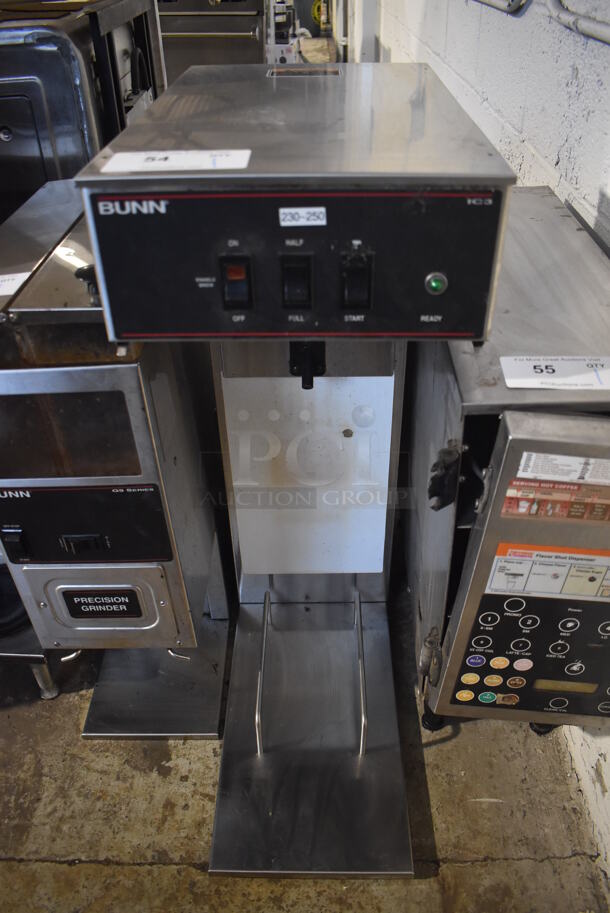 Bunn IC3 Stainless Steel Commercial Countertop Iced Tea Machine. 120/208 volts, 12 Phase. 12x24x32.5