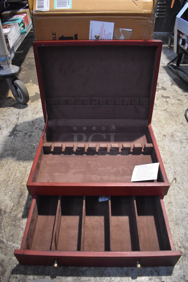 BRAND NEW IN BOX! Wood Pattern Cutlery Box. 15x11x5.5 - Image 7 of 7