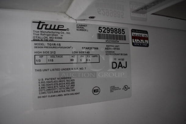 True TG1R-1S Stainless Steel Commercial Single Door Reach In Cooler w/ Poly Coated Racks. 115 Volts, 1 Phase. 29x35x78. Tested and Working! - Image 4 of 7