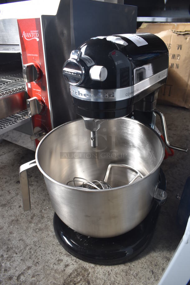 BRAND NEW! KitchenAid KSM8990OB Metal Countertop  Bowl Lift 8 Quart Mixer w/ Mixing Bowl, Dough Hook, Paddle and Whisk Attachments. 120 Volts, 1 Phase. 10x17x17. Tested and Working! - Image 1 of 8