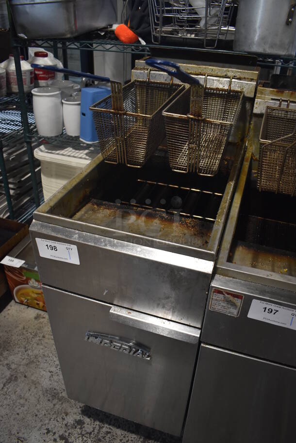 Imperial IFS-50 Stainless Steel Commercial Floor Style Natural Gas Powered Deep Fat Fryer w/ 2 Metal Fry Baskets. 140,000 BTU. 15.5x32x46 - Image 3 of 6