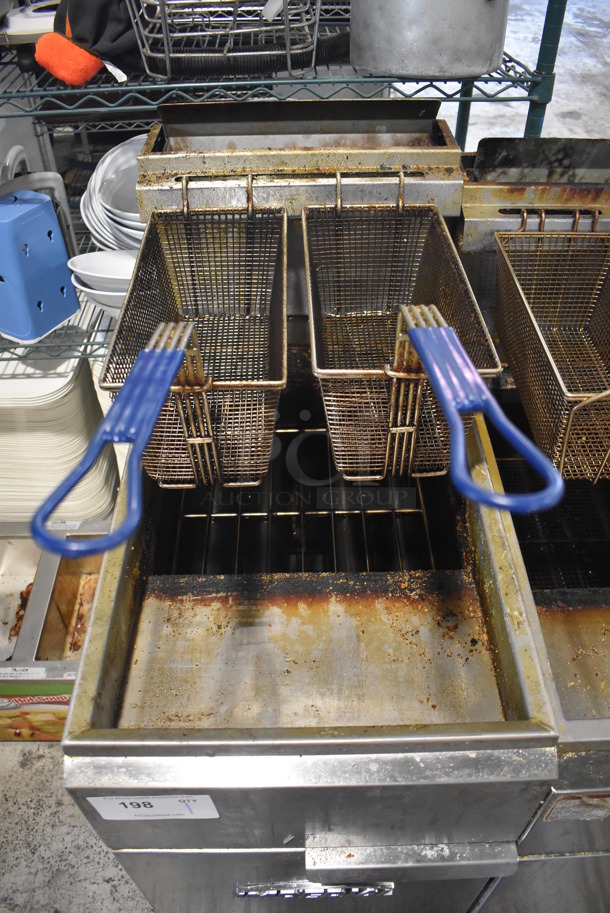 Imperial IFS-50 Stainless Steel Commercial Floor Style Natural Gas Powered Deep Fat Fryer w/ 2 Metal Fry Baskets. 140,000 BTU. 15.5x32x46 - Image 4 of 6