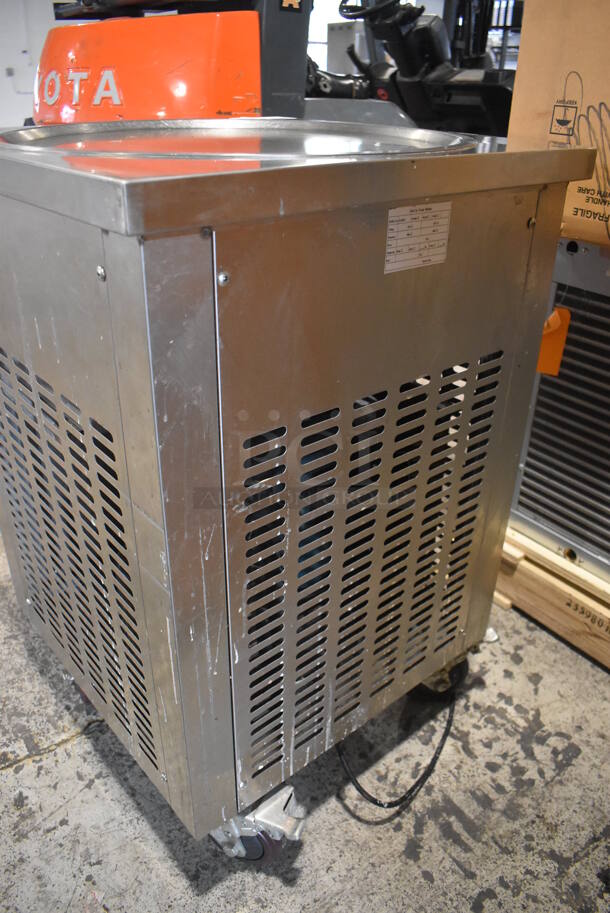 SC-19106 Stainless Steel Commercial Floor Style Rolled Ice Cream Machine Station on Commercial Casters. 110 Volts, 1 Phase. 23.5x23.5x35.5. Tested and Working! - Image 6 of 6