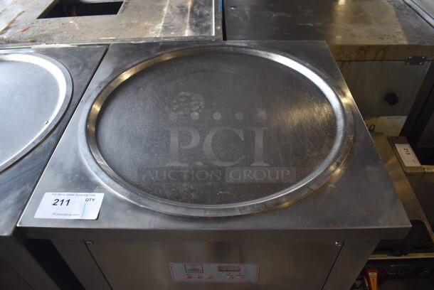 SC-19106 Stainless Steel Commercial Floor Style Rolled Ice Cream Machine Station on Commercial Casters. 110 Volts, 1 Phase. 23.5x23.5x35.5. Tested and Working! - Image 4 of 6