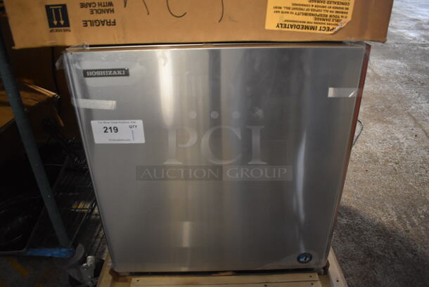 BRAND NEW! 2019 Hoshizaki KMD-410MAH Stainless Steel Commercial Ice Machine Head. 115 Volts, 1 Phase. 22x25x25 - Image 1 of 5