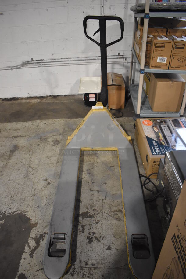 Yale Metal Pallet Jack. 45x35x68 - Image 4 of 5