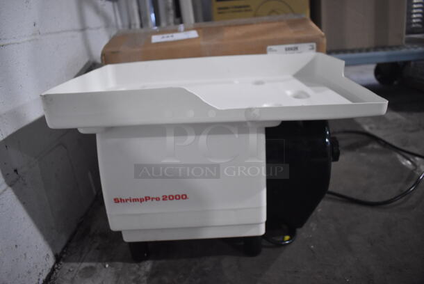 LIKE NEW! 2022 Nemco 55925 ShrimpPro 2000 Power Shrimp Cutter and Deveiner. Used a Few Times at Trade Show as a Demonstration. 120 Volts, 1 Phase. 18x12x12. Tested and Working! - Image 2 of 5