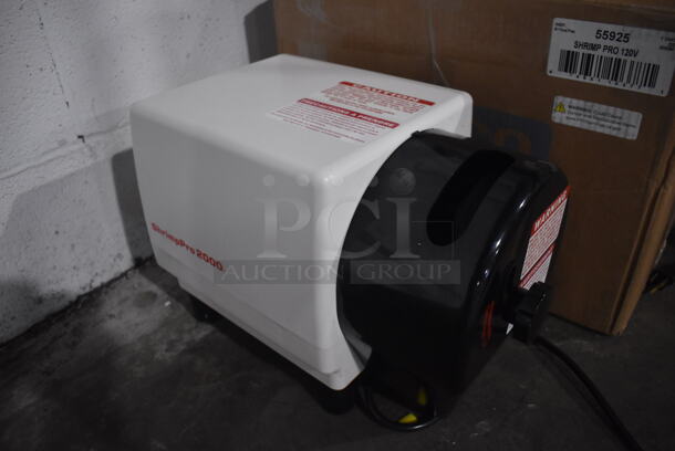 LIKE NEW! 2022 Nemco 55925 ShrimpPro 2000 Power Shrimp Cutter and Deveiner. Used a Few Times at Trade Show as a Demonstration. 120 Volts, 1 Phase. 18x12x12. Tested and Working! - Image 3 of 5