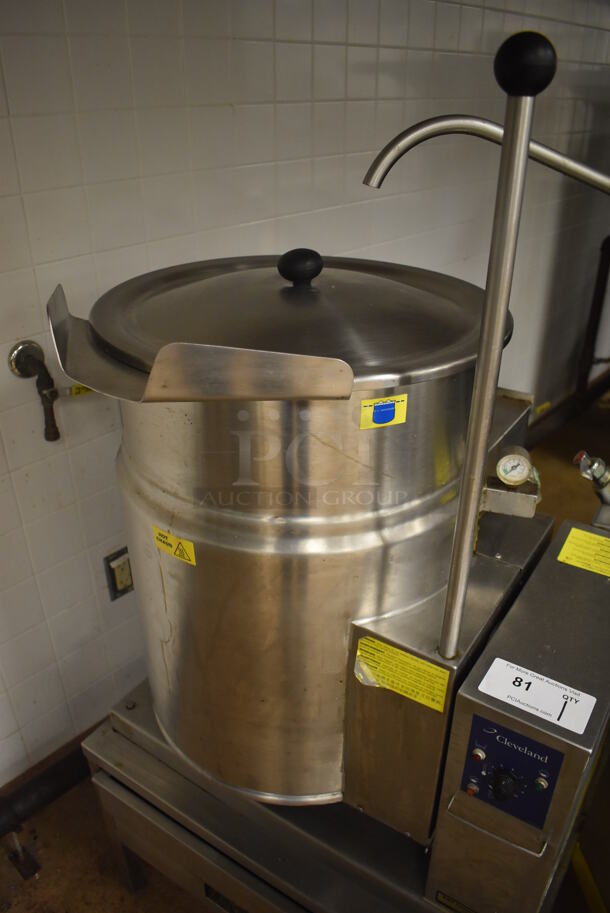Cleveland Stainless Steel Commercial Floor Style Tilting Steam Kettle. 28x22x55. Tested and Working! (Education Kitchen) - Image 3 of 7
