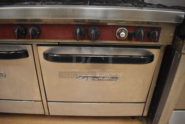 Southbend Stainless Steel Commercial Natural Gas Powered 10 Burner Range w/ 2 Ovens, Over Shelf and Back Splash. Does Not Include Contents. BUYER MUST REMOVE. 61x34x59. Tested and Working! (Restaurant Kitchen) - Image 5 of 8