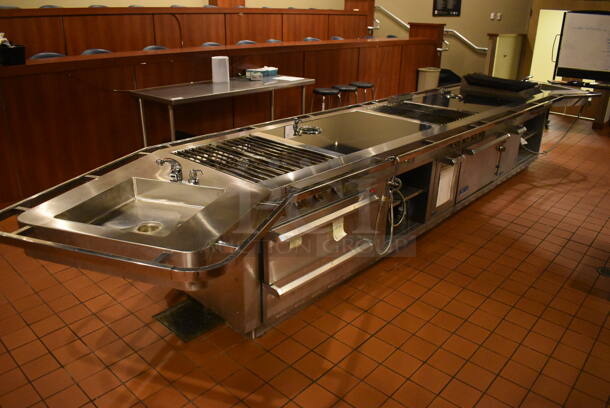 Viking Stainless Steel Commercial Gas Powered Prep Station w/ 2 Sinks, 2 4 Burner Grills, 2 Drawer Cooler, Oven, 2 4 Burner Induction Ranges and Charbroiler. BUYER MUST REMOVE. 240x46x41. Tested and Working! (Demo Kitchen) - Image 5 of 12